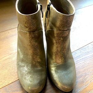 Vince Camuto gold shimmer metallic leather boots